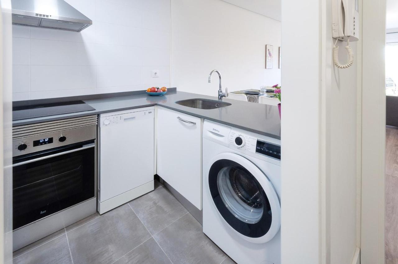 Happy Apartment Олива Екстериор снимка