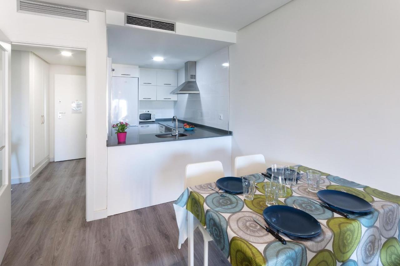 Happy Apartment Олива Екстериор снимка