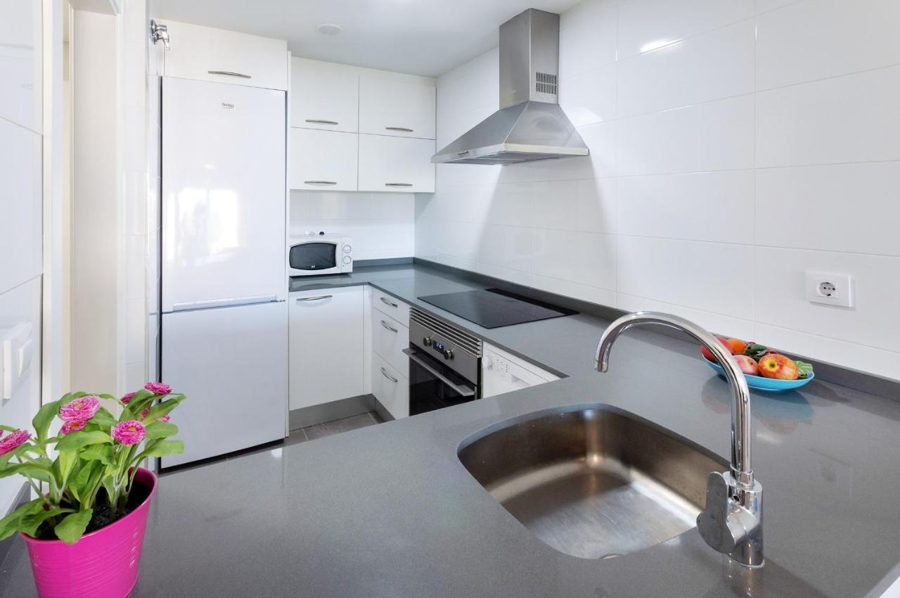 Happy Apartment Олива Екстериор снимка