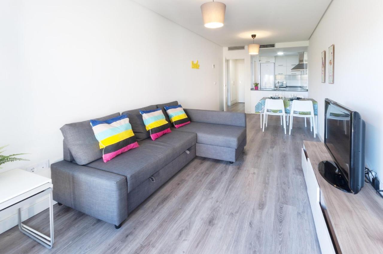 Happy Apartment Олива Екстериор снимка